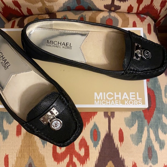 🌟MICHAEL KORS🌟Hamilton Loafer Size 6M - Picture 6 of 9
